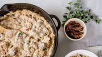 Greek Meatballs with Easy Tzatziki Sauce Greek Meatballs with Easy Tzatziki Sauce