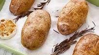 Recipe: Salt-Baked Potatoes with Roasted Garlic and Rosemary Butter Recipe: Salt-Baked Potatoes with Roasted Garlic and Rosemary Butter