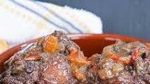 Rabo De Toro Al Vino Tinto - Spanish Oxtail Stew Rabo De Toro Al Vino Tinto - Spanish Oxtail Stew