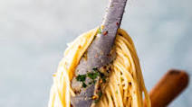 Scarlet's Pasta (Aglio e Olio) Scarlet's Pasta (Aglio e Olio)