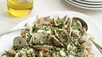 Spaghetti with Garlic & Clam Sauce Spaghetti with Garlic & Clam Sauce