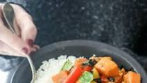 Vegan Coconut Curry (an Easy Weeknight Dinner!) Vegan Coconut Curry (an Easy Weeknight Dinner!)