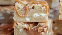 White Chocolate & Caramel Blondies! White Chocolate & Caramel Blondies!