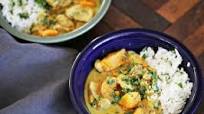 Vietnamese Chicken Curry (Cà Ri Gà) Vietnamese Chicken Curry (Cà Ri Gà)