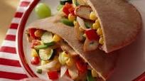 Taquitos de Pollo con Pan estilo Pita Taquitos de Pollo con Pan estilo Pita