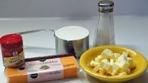 Homemade Cheddar Cheese Crackers - Nance & Robyn make the same recipe Homemade Cheddar Cheese Crackers - Nance & Robyn make the same recipe
