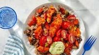 Mexican Chicken & Rice Bowls with Creamy Guacamole & Tomato Salsa Mexican Chicken & Rice Bowls with Creamy Guacamole & Tomato Salsa