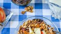Simple Granola Recipe: Vanilla Maple Simple Granola Recipe: Vanilla Maple