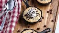 Pizookie - Mini Skillet Cookie Pizookie - Mini Skillet Cookie