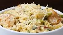 One-pot Creamy Chicken Bacon Veggie Pasta Recipe by Tasty One-pot Creamy Chicken Bacon Veggie Pasta Recipe by Tasty
