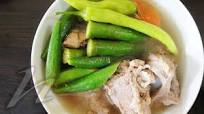 Sinigang na buto-buto ng baboy (pork bones in tamarind broth) Sinigang na buto-buto ng baboy (pork bones in tamarind broth)