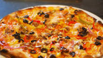 Italian Thin Crust Pizza Italian Thin Crust Pizza