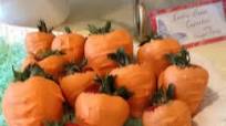 Easter Carrots (Chocolate Covered Strawberries) Easter Carrots (Chocolate Covered Strawberries)