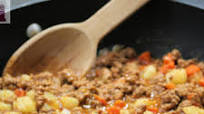 Picadillo - beef filling for tacos or chiles rellenos (Molli Morelos sauce) Picadillo - beef filling for tacos or chiles rellenos (Molli Morelos sauce)