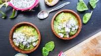 Tropical Green Smoothie Bowl Tropical Green Smoothie Bowl