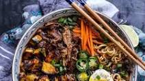 Crockpot Caramelized Pork Ramen Noodle Soup with Curry Roasted Acorn Squash Crockpot Caramelized Pork Ramen Noodle Soup with Curry Roasted Acorn Squash