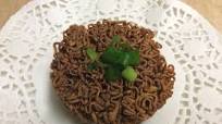 Naked Mee Krob (Deep-fried Dry Noodles) Naked Mee Krob (Deep-fried Dry Noodles)