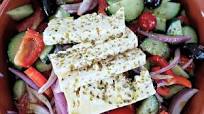 Greek Salad (οr Horiatiki Salata) (Χωριατικη Σαλατα) Greek Salad (οr Horiatiki Salata) (Χωριατικη Σαλατα)