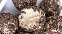 3-Ingredient Cheesecake Keto Fat Bombs 3-Ingredient Cheesecake Keto Fat Bombs