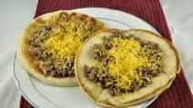 Cheeseburger Flatbread Melts Cheeseburger Flatbread Melts