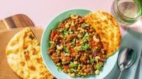 Minced Beef and Pea Keema Curry with Cashews and Garlicky Naan Minced Beef and Pea Keema Curry with Cashews and Garlicky Naan