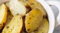 Slow-Cooker Garlic Herb Potatoes Slow-Cooker Garlic Herb Potatoes