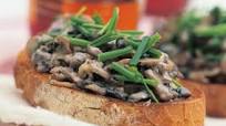 Creamy mushroom bruschetta Creamy mushroom bruschetta