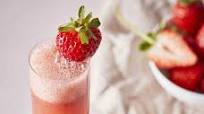 Strawberry Bellini Strawberry Bellini