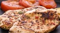 Chicken And Garlic Steak With Red Peppers Chicken And Garlic Steak With Red Peppers