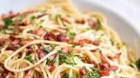 Easy Garlic Bacon Pasta Recipe Easy Garlic Bacon Pasta Recipe