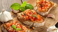 Bruschetta mit Tomaten Bruschetta mit Tomaten