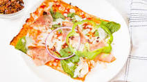 The Low-Calorie Pizza Recipe You've Been Searching For The Low-Calorie Pizza Recipe You've Been Searching For