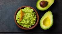 Guacamole with sour cream and onions Guacamole with sour cream and onions