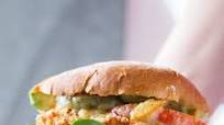 Crispy Panko Chicken Burger with Honey Mustard Dressing Crispy Panko Chicken Burger with Honey Mustard Dressing