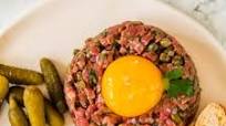 How to Make Classic Steak Tartare (Beef Tartare) How to Make Classic Steak Tartare (Beef Tartare)