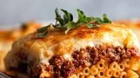 Pastitsio (Greek Pasta Bake) Pastitsio (Greek Pasta Bake)