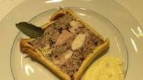 Paté en croute (terrine in a pie crust) Paté en croute (terrine in a pie crust)