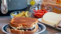 Roast Beef Sandwich Melt Roast Beef Sandwich Melt