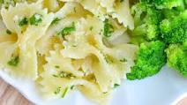 Parmesan Garlic Butter Bowtie Pasta Parmesan Garlic Butter Bowtie Pasta