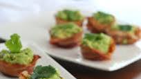 Mini Bacon Guacamole Cups – Low Carb and Gluten-Free Mini Bacon Guacamole Cups – Low Carb and Gluten-Free