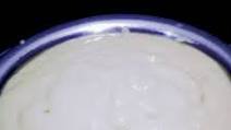 व्हाइट सॉस (White sauce recipe in hindi) व्हाइट सॉस (White sauce recipe in hindi)