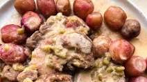 Pork Chops & Creamy Green Chile Sauce Pork Chops & Creamy Green Chile Sauce