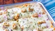 EASY GRILLED CHICKEN ALFREDO PIZZA EASY GRILLED CHICKEN ALFREDO PIZZA