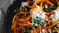 Garlicky Butternut Squash Noodles with Spinach and Ricotta Garlicky Butternut Squash Noodles with Spinach and Ricotta