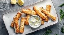 Spanikopita Rolls with Lemony Yogurt Dip Spanikopita Rolls with Lemony Yogurt Dip