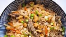 Beef Pad Thai with Crunchy Peanuts Beef Pad Thai with Crunchy Peanuts