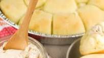 Homemade Copycat Texas Roadhouse Butter (Online Recipe) Homemade Copycat Texas Roadhouse Butter (Online Recipe)