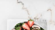 La Madeleine Copycat Strawberry Spinach Salad La Madeleine Copycat Strawberry Spinach Salad