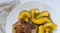 Pan-Fried Pork Chops with Maple-Roasted Acorn Squash Pan-Fried Pork Chops with Maple-Roasted Acorn Squash
