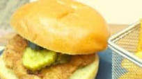Easy Air Fryer Chicken Sandwich (Chick-fil-A Copycat) Easy Air Fryer Chicken Sandwich (Chick-fil-A Copycat)